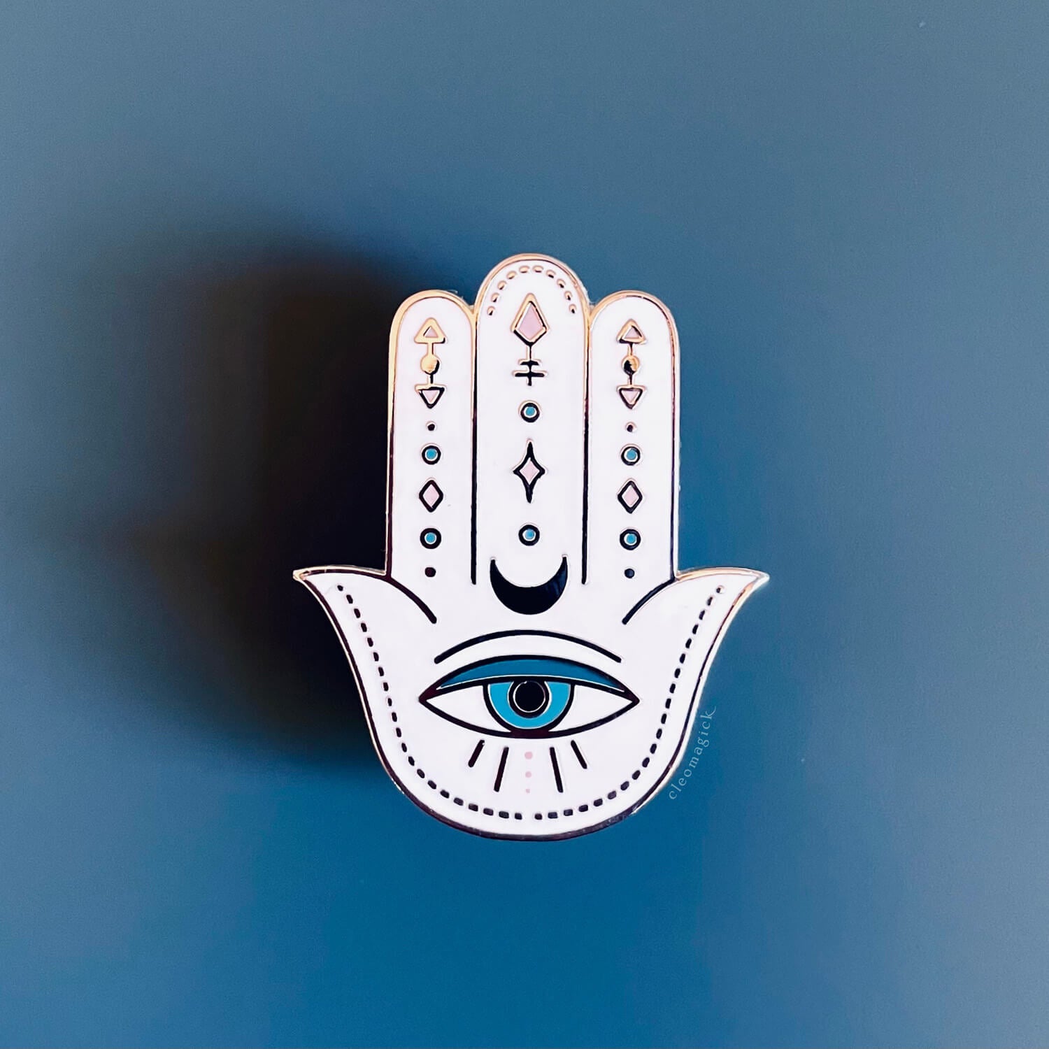 HAMSA ENAMEL PIN, WHITE & SILVER