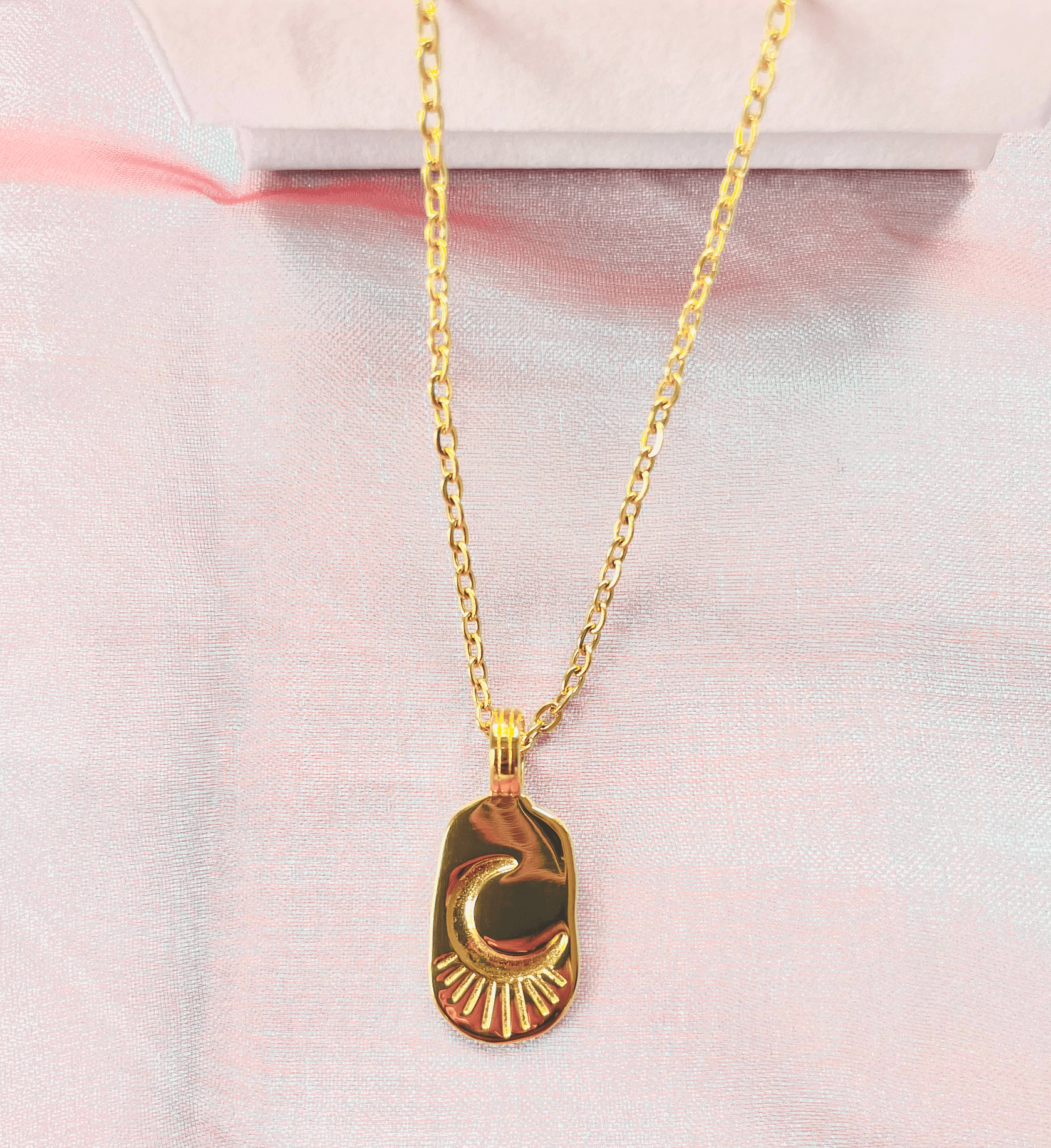 CELESTIAL BEAM PENDANT NECKLACE, GOLD