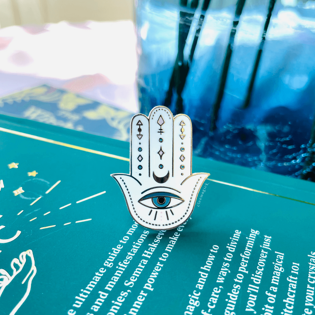 HAMSA ENAMEL PIN, WHITE & SILVER