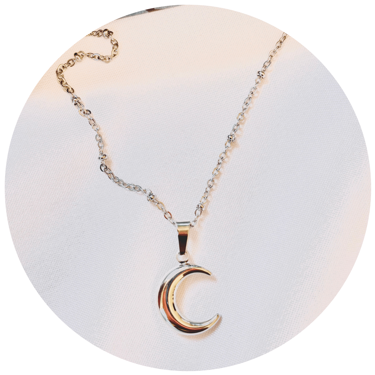 LA LUNE MOON PENDANT NECKLACE, SILVER