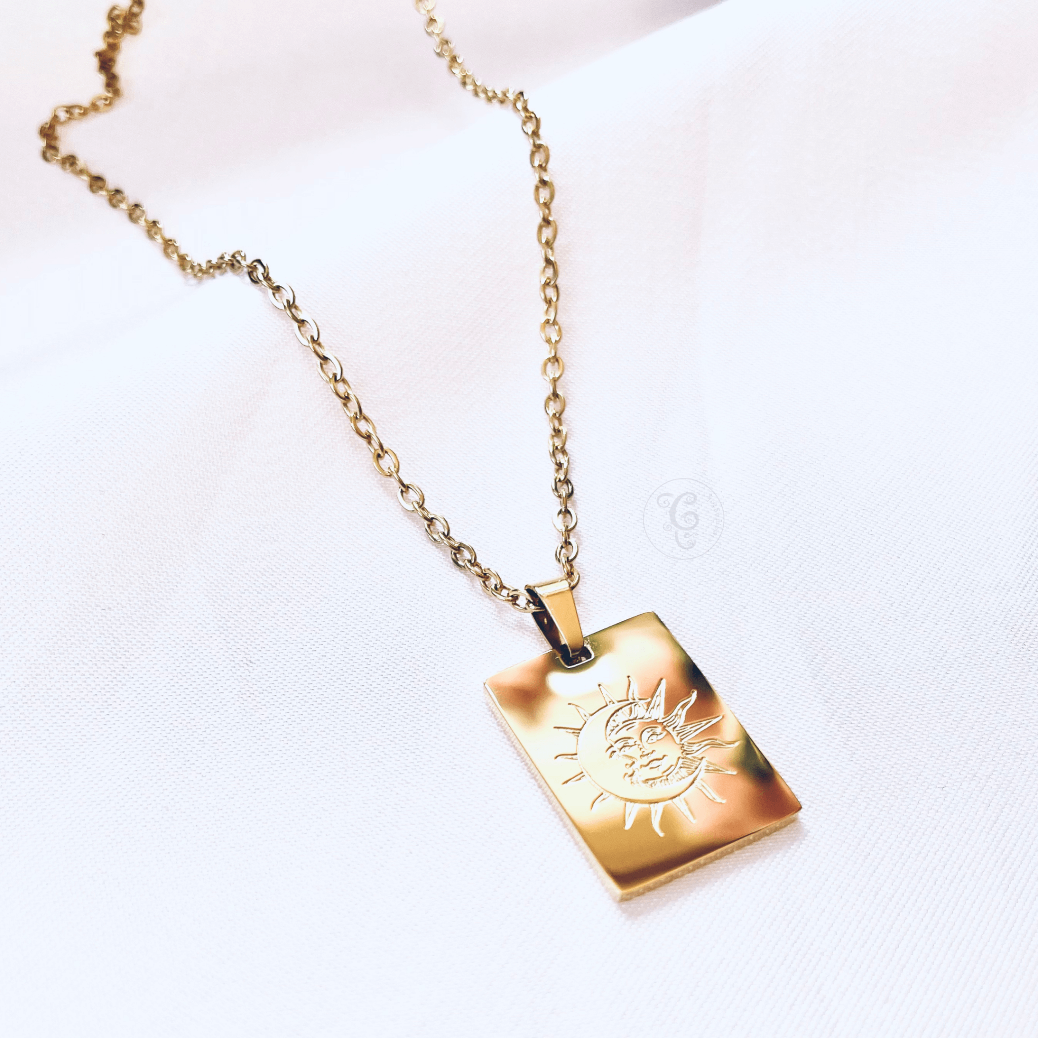 SUN AND MOON PENDANT NECKLACE, GOLD